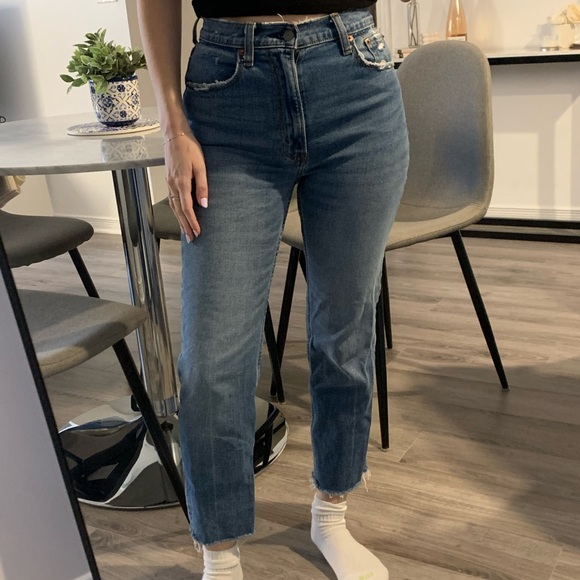 Abercrombie ultra high rise ankle straight Jean, Short - Picture 6 of 6